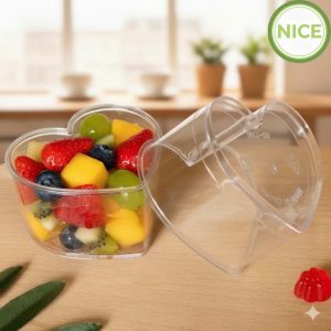 Alternative view of Ly/Cốc nhựa trái tim